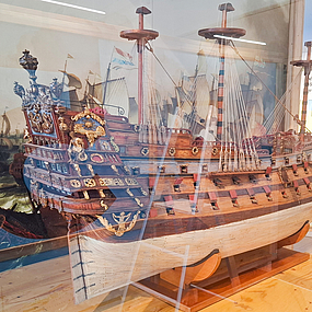 Modell der SOLEIL ROYAL Modell der SOLEIL ROYAL